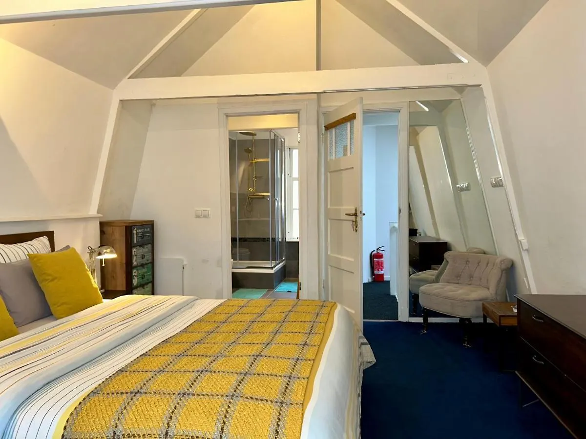 Amsterdam 4 Holiday Guestrooms Bed & Breakfast