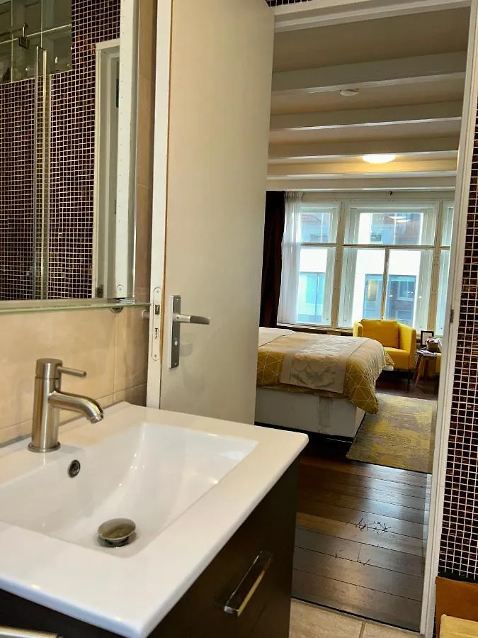 Amsterdam 4 Holiday Guestrooms