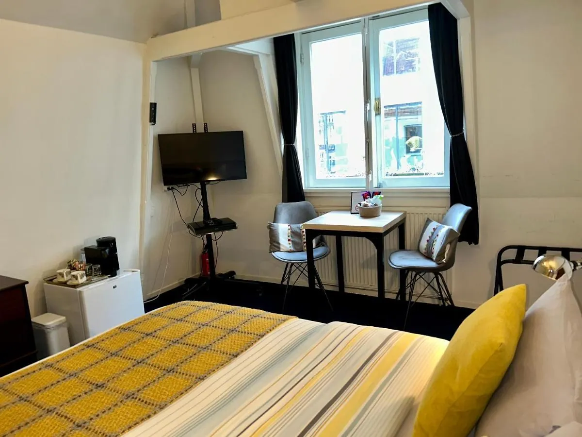 Amsterdam 4 Holiday Guestrooms Netherlands